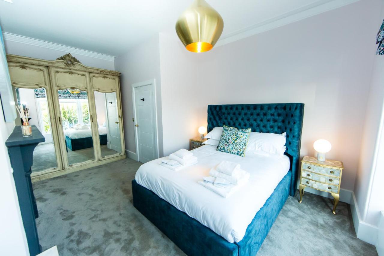 Rounton Villa By Maison Parfaite - Hot Tub - Sea Views - Parking Robin Hood's Bay Dış mekan fotoğraf