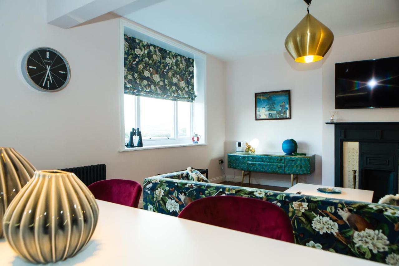 Rounton Villa By Maison Parfaite - Hot Tub - Sea Views - Parking Robin Hood's Bay Dış mekan fotoğraf