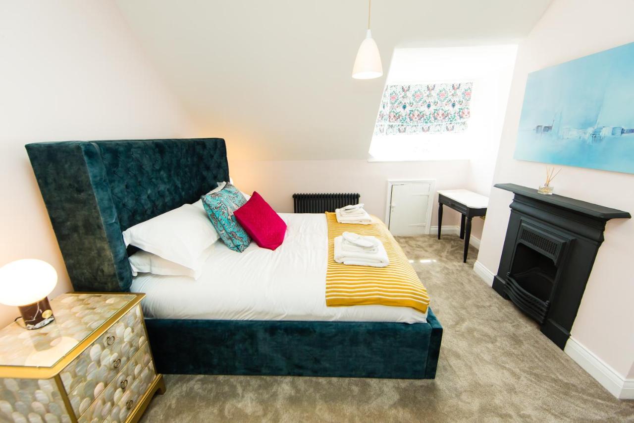 Rounton Villa By Maison Parfaite - Hot Tub - Sea Views - Parking Robin Hood's Bay Dış mekan fotoğraf